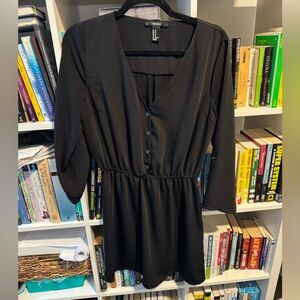 Black long sleeve short dress